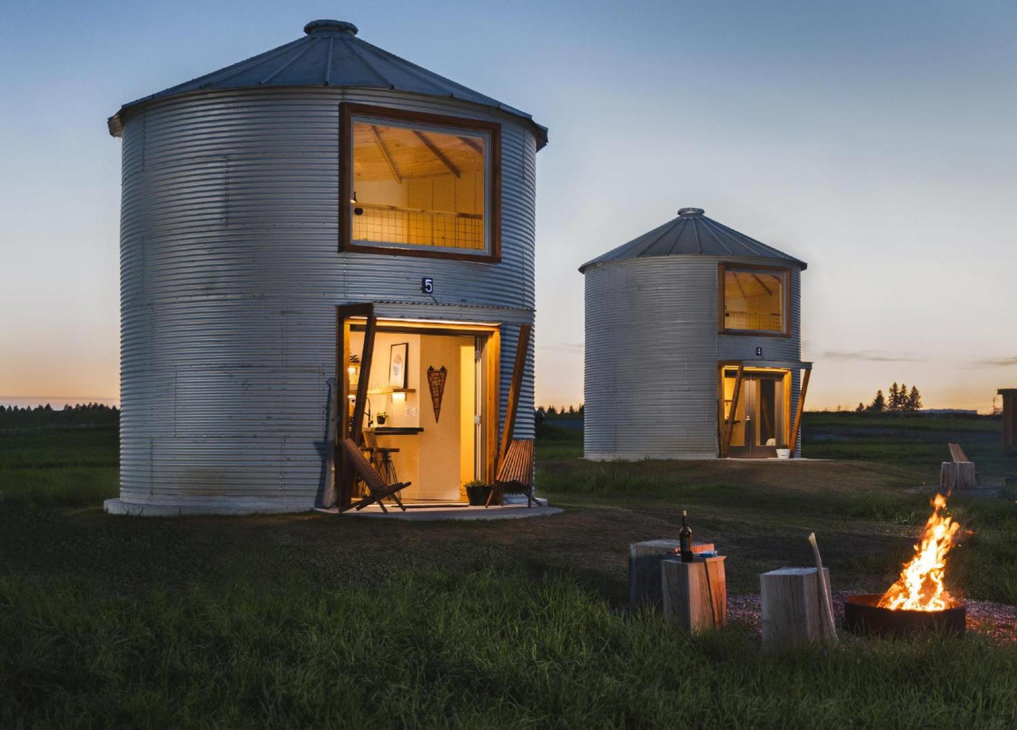 Clark Farm Silos - 5 Silo Mountain View Retreat カリスペル エクステリア 写真
