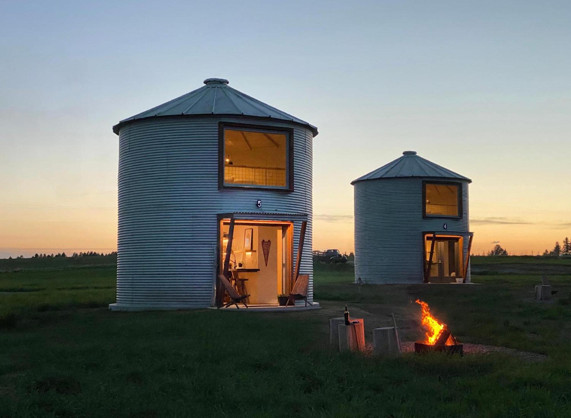 Clark Farm Silos - 5 Silo Mountain View Retreat カリスペル エクステリア 写真