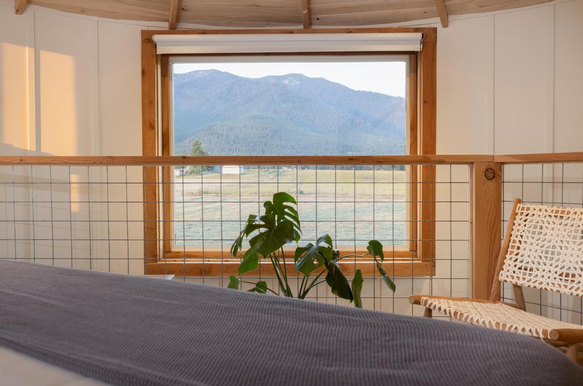Clark Farm Silos - 5 Silo Mountain View Retreat カリスペル エクステリア 写真
